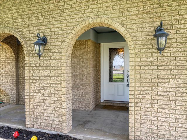 1201 Fm 1862, Blessing, TX 77419