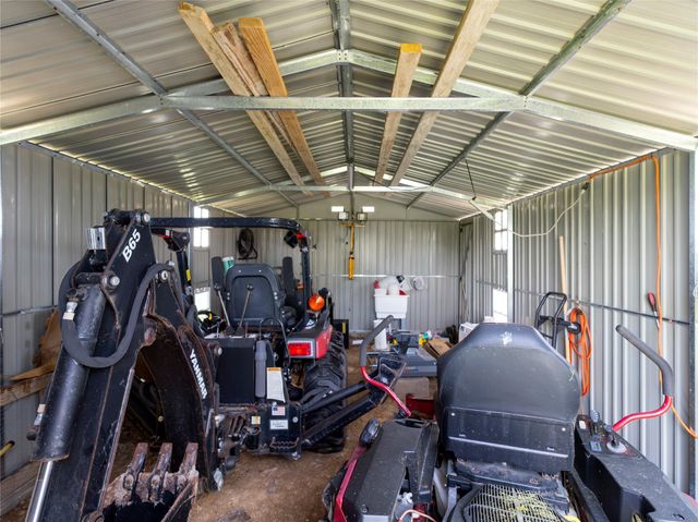 1201 Fm 1862, Blessing, TX 77419