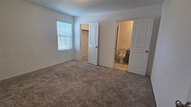 249 Red Buckeye LOOP, Liberty Hill, TX 78642