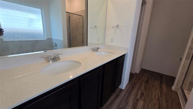 249 Red Buckeye LOOP, Liberty Hill, TX 78642