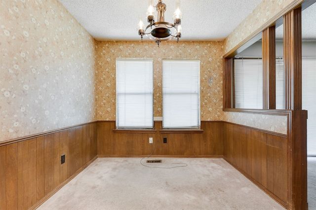 733 Mallard Avenue, Edmond, OK 73003