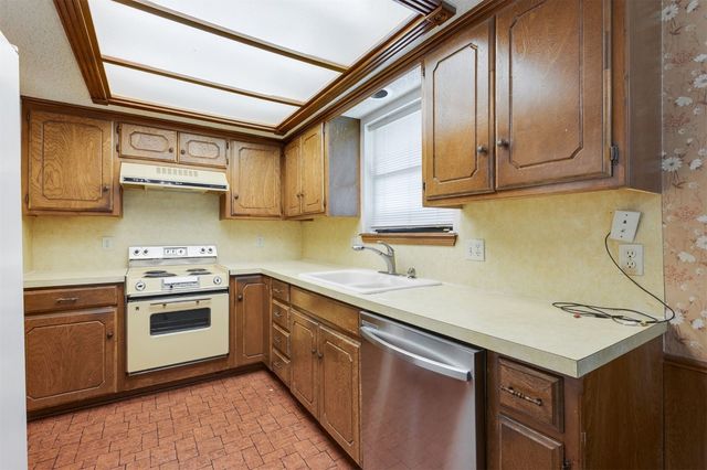 733 Mallard Avenue, Edmond, OK 73003