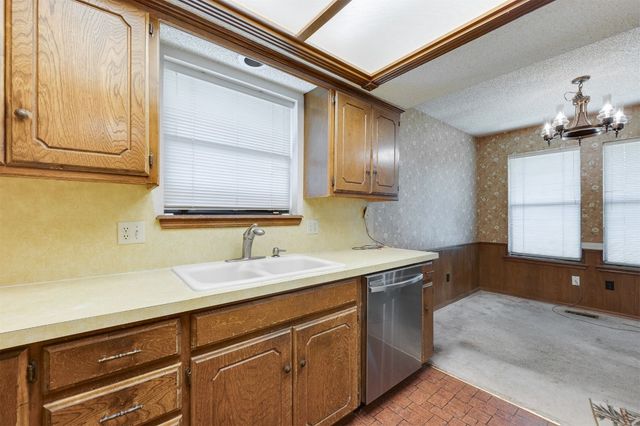 733 Mallard Avenue, Edmond, OK 73003