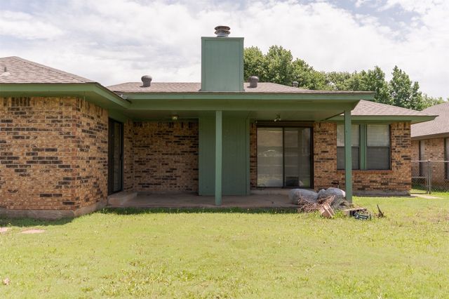 733 Mallard Avenue, Edmond, OK 73003
