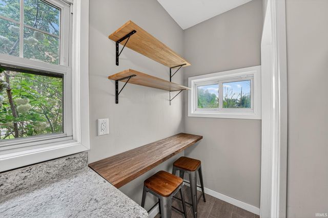 929 W Colfax Avenue, South Bend, IN 46601