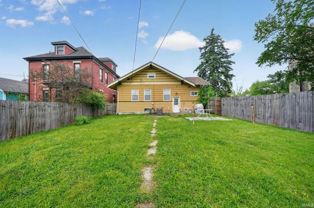 929 W Colfax Avenue, South Bend, IN 46601