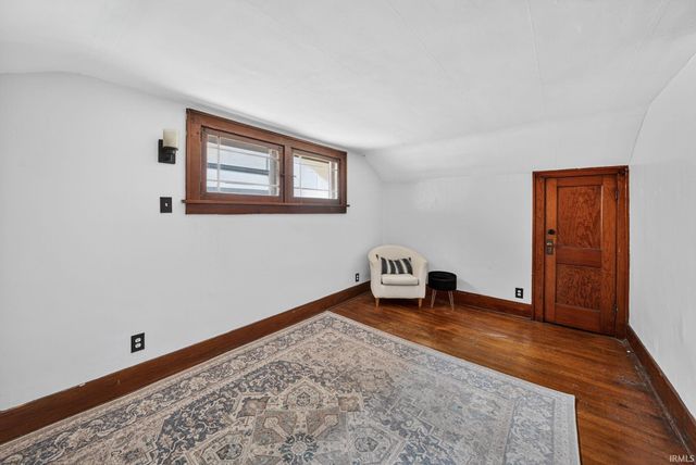 929 W Colfax Avenue, South Bend, IN 46601
