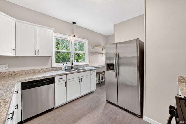 929 W Colfax Avenue, South Bend, IN 46601