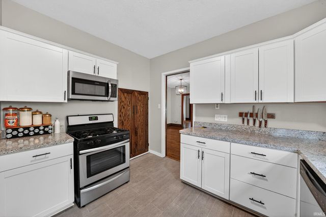 929 W Colfax Avenue, South Bend, IN 46601