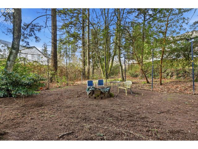 15717 Sw SCHOLLS FERRY Rd, Beaverton, OR 97007