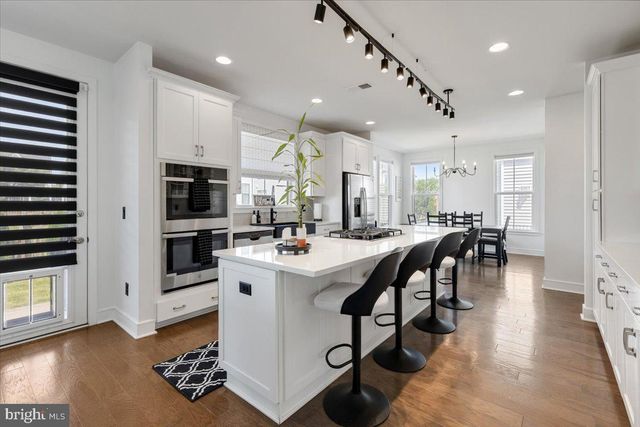 25467 BYRNES CROSSING DR, Chantilly, VA 20152
