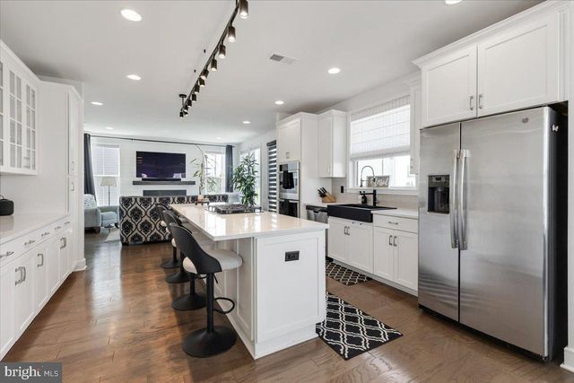 25467 BYRNES CROSSING DR, Chantilly, VA 20152