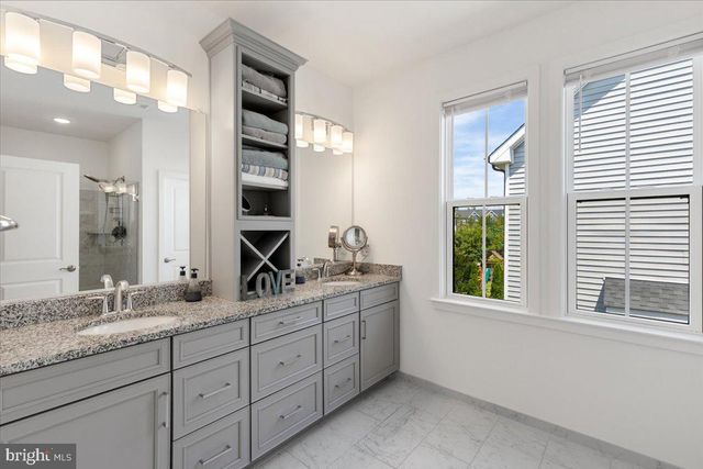 25467 BYRNES CROSSING DR, Chantilly, VA 20152