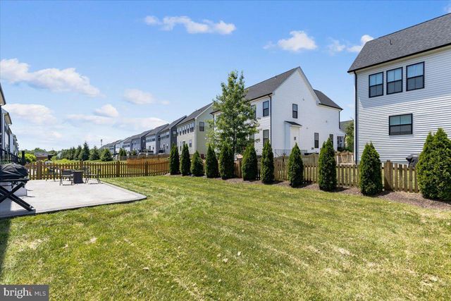25467 BYRNES CROSSING DR, Chantilly, VA 20152