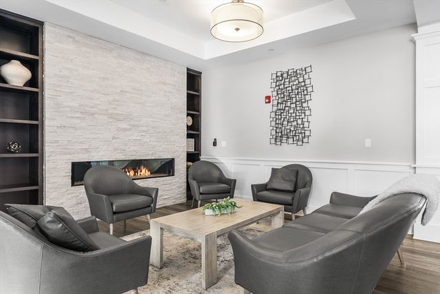 1102 Peters Farm Way 1102, Westborough, MA 01581