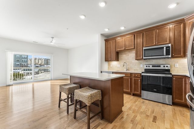 1102 Peters Farm Way 1102, Westborough, MA 01581