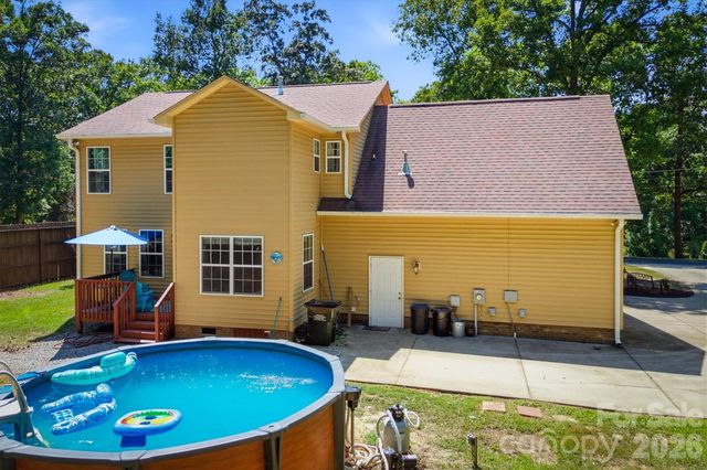 802 White Oaks Circle, Monroe, NC 28112