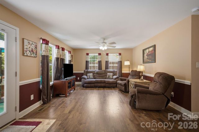802 White Oaks Circle, Monroe, NC 28112