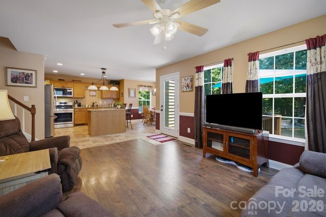 802 White Oaks Circle, Monroe, NC 28112