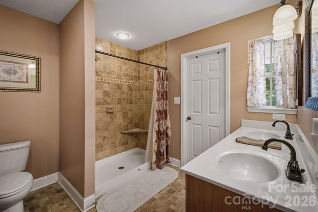 802 White Oaks Circle, Monroe, NC 28112