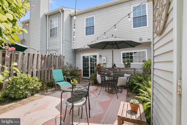 6580 MEDINAH LN, Alexandria, VA 22312