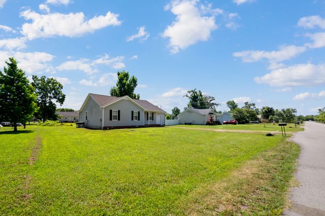 730 Eaglesham Dr, Christiana, TN 37037