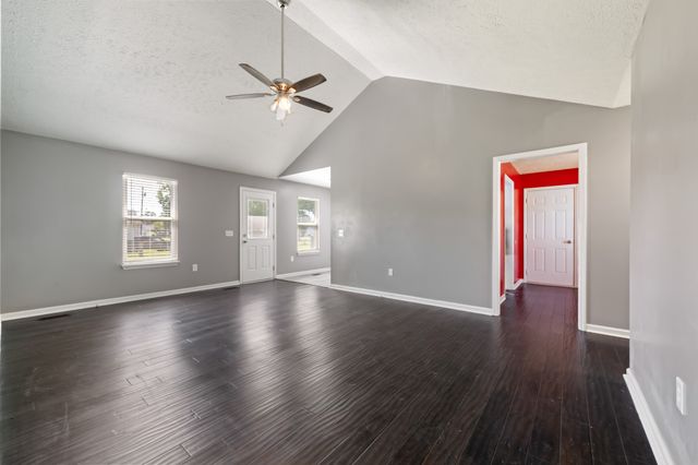 730 Eaglesham Dr, Christiana, TN 37037