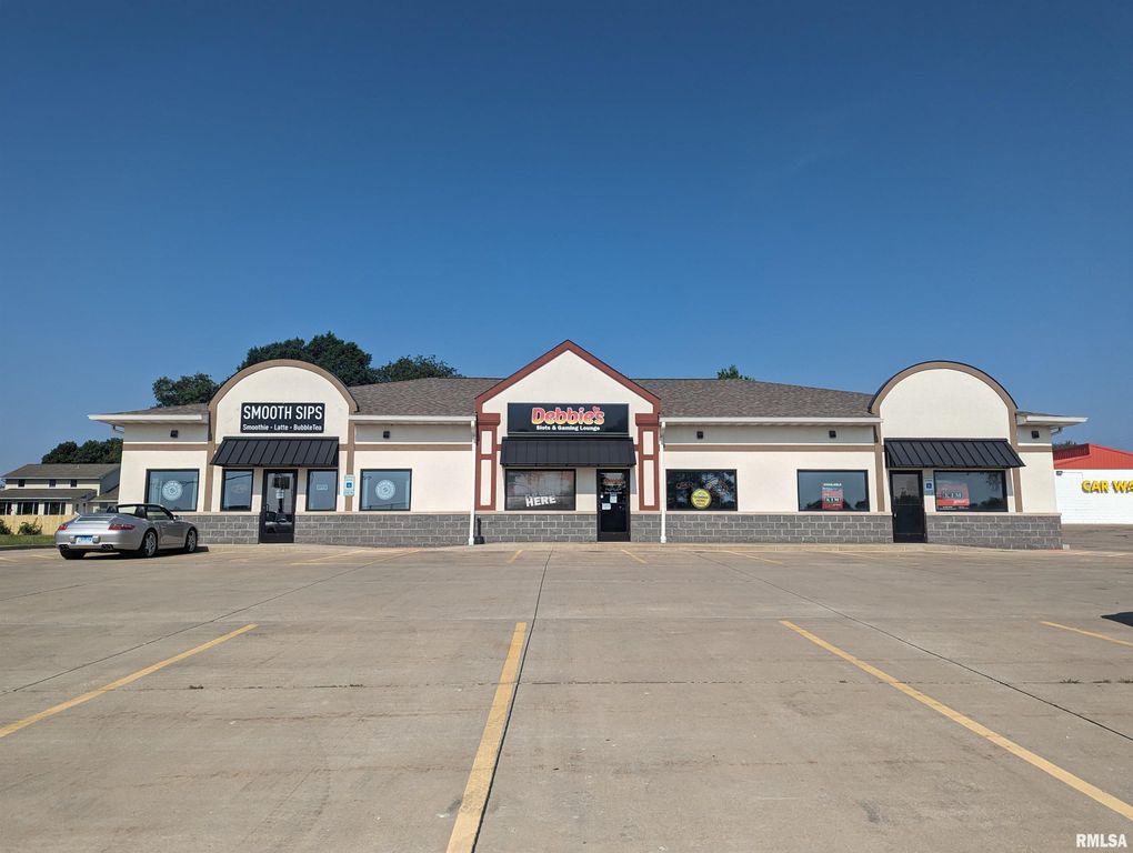 407 S 4TH Street, Dunlap, IL 61525