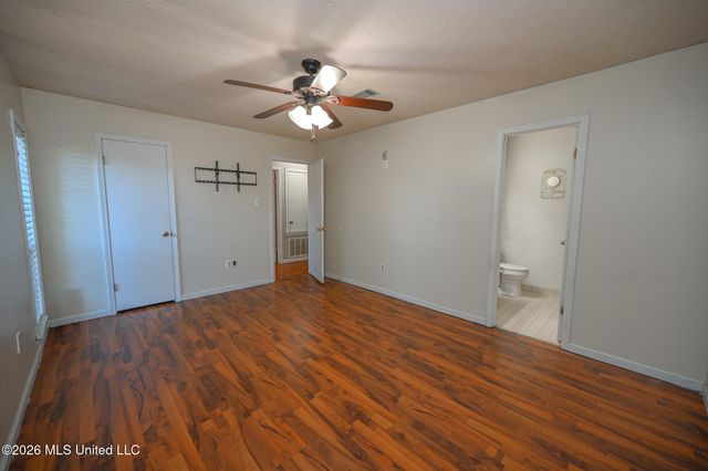 6406 Cherokee Drive, Olive Branch, MS 38654