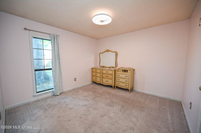 6406 Cherokee Drive, Olive Branch, MS 38654