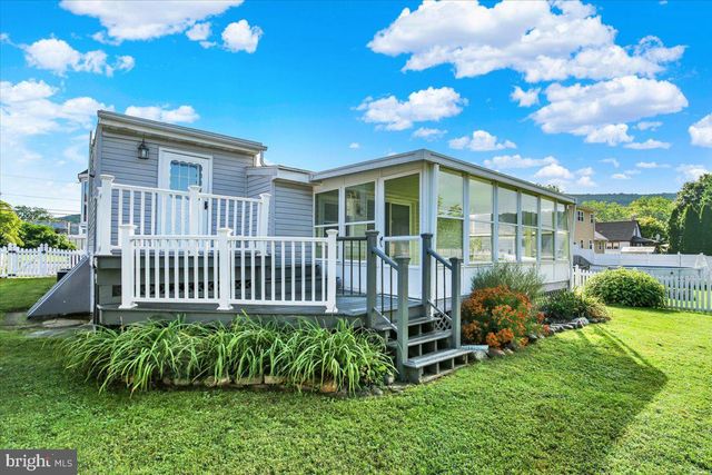 216 VESPER AVE, Reading, PA 19606