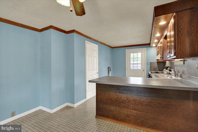 216 VESPER AVE, Reading, PA 19606