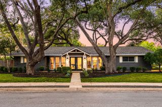 3006 Carlisle DR, Austin, TX 78757