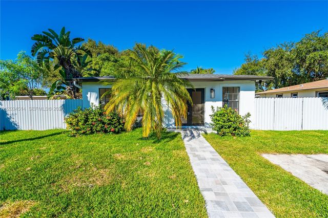 407 NW 45th St na, Miami, FL 33127