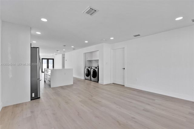 407 NW 45th St na, Miami, FL 33127
