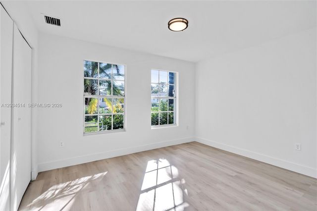 407 NW 45th St na, Miami, FL 33127