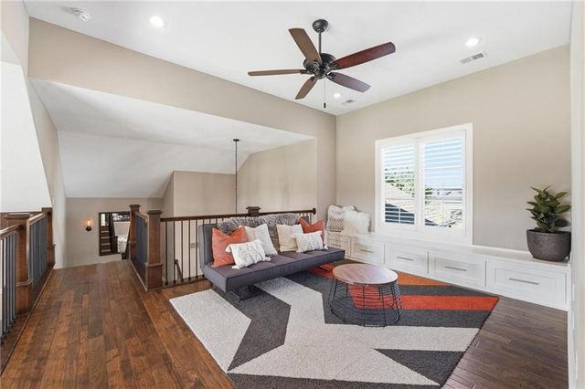 16421 Oakmont Street, Overland Park, KS 66221