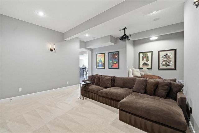 16421 Oakmont Street, Overland Park, KS 66221