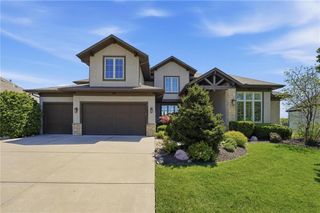 16421 Oakmont Street, Overland Park, KS 66221