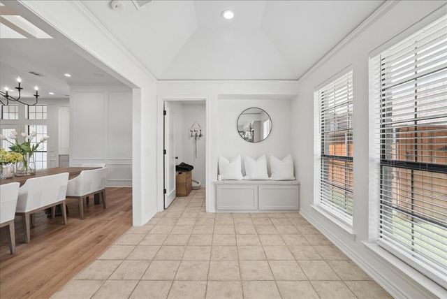 2012 Usa Drive, Plano, TX 75025