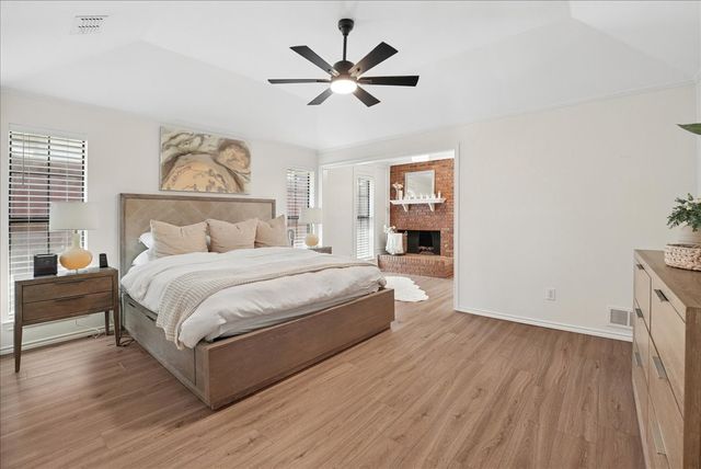 2012 Usa Drive, Plano, TX 75025