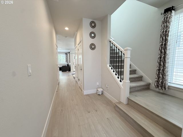 2764 Sw MAYCREST Ter, Beaverton, OR 97003