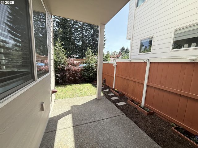 2764 Sw MAYCREST Ter, Beaverton, OR 97003