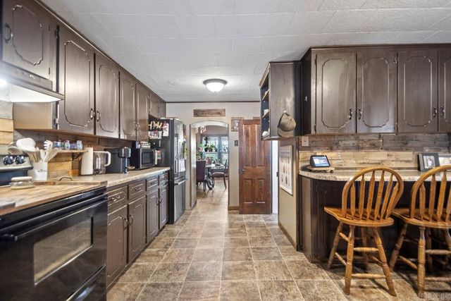 211 Liles Rd, Ward, AR 72176