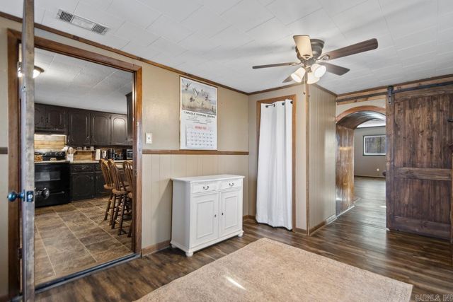 211 Liles Rd, Ward, AR 72176