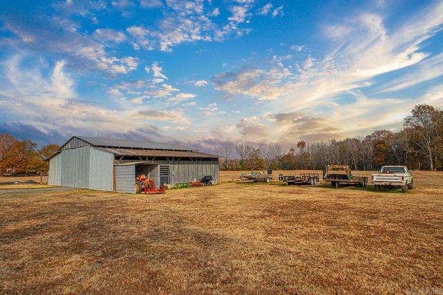 211 Liles Rd, Ward, AR 72176