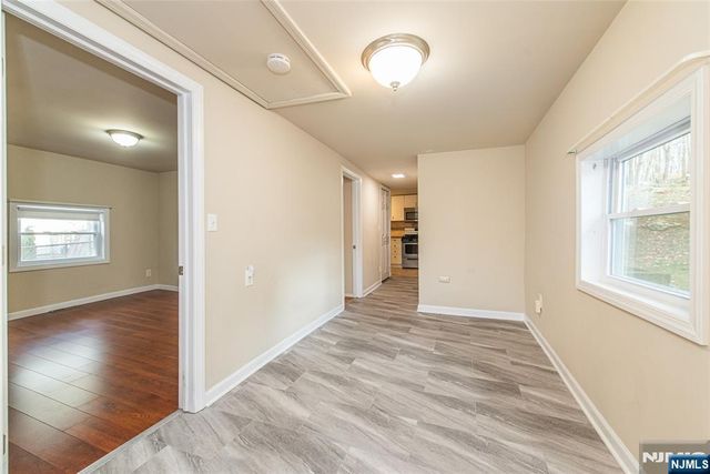 354 Maxim Drive, Hopatcong, NJ 07843