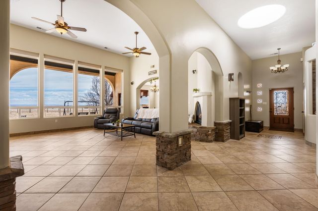 17 Analisas Way, Edgewood, NM 87015