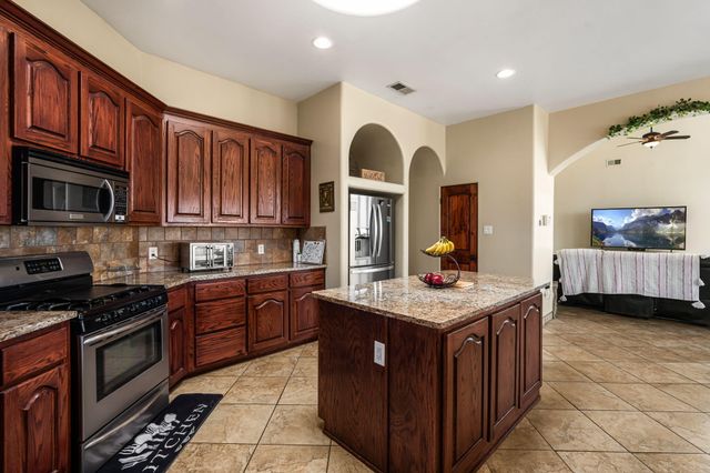 17 Analisas Way, Edgewood, NM 87015