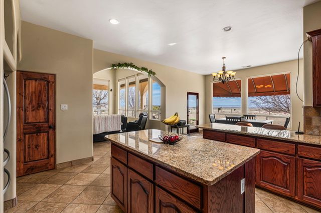 17 Analisas Way, Edgewood, NM 87015